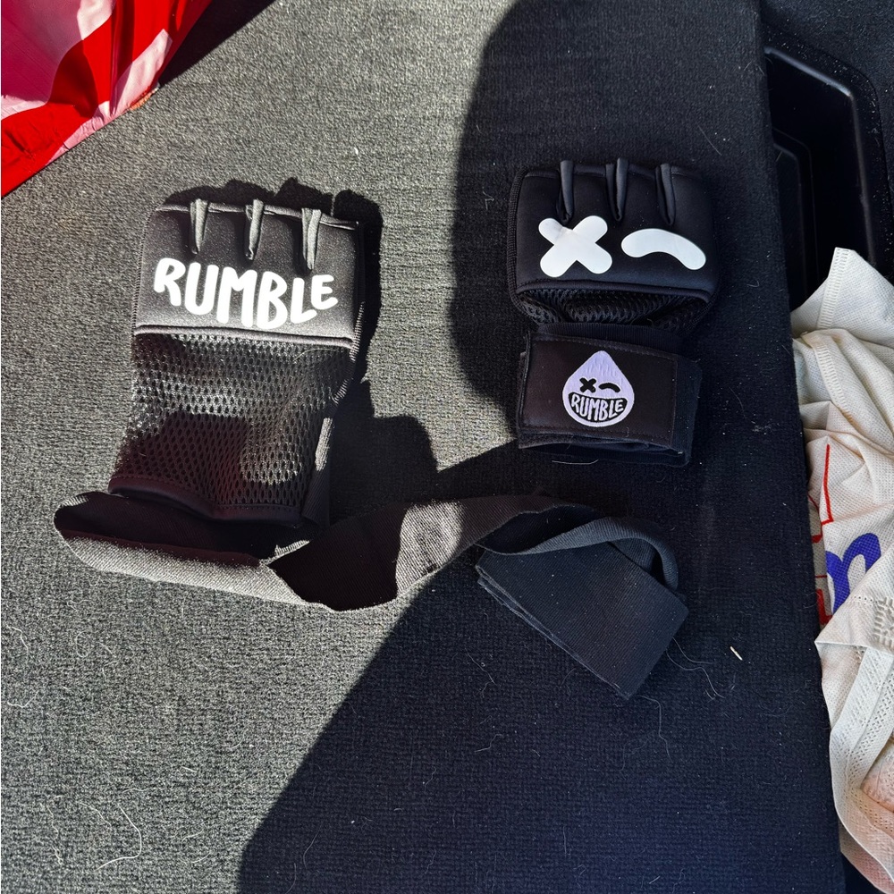 Rumble Black Boxing Hand Wraps